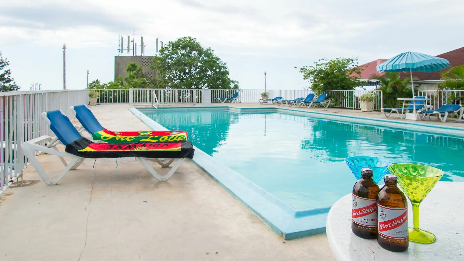 Montego Bay Club Apartments