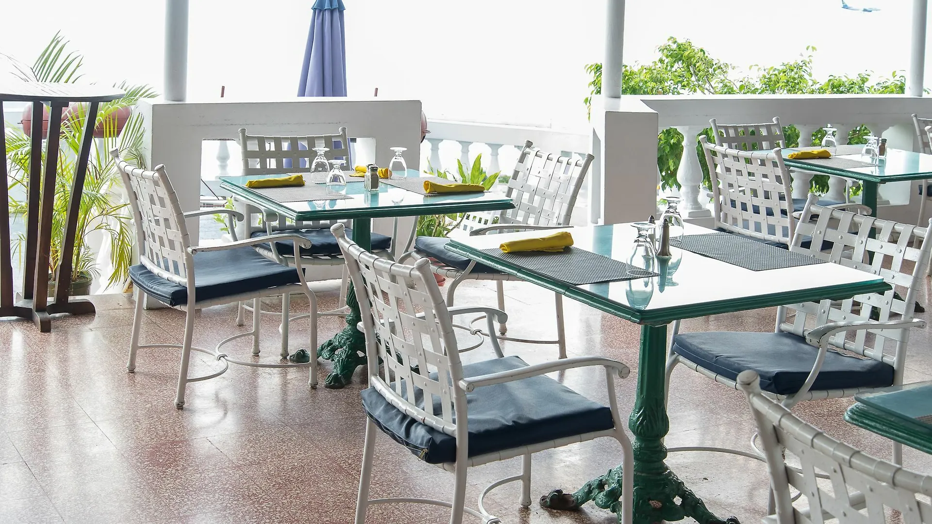 Montego Bay Club Apartments